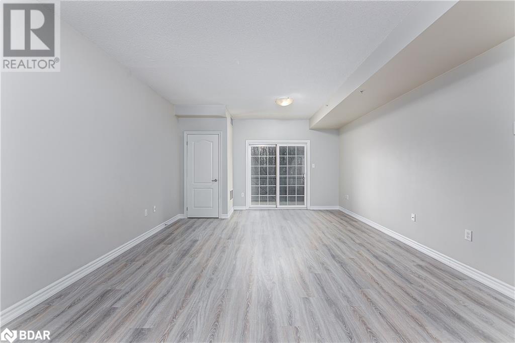 43 Ferndale Drive S Unit# 204, Barrie, Ontario  L4N 5W6 - Photo 15 - 40685969