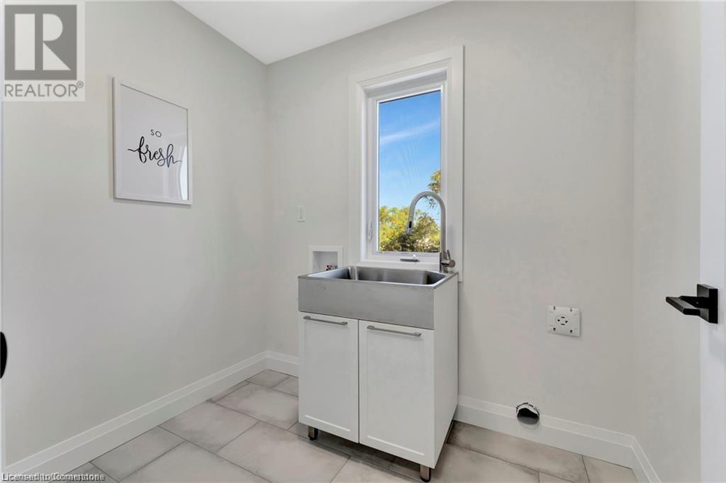 10 Blain Avenue Unit# Upper, Cambridge, Ontario  N1R 1B6 - Photo 22 - 40686091