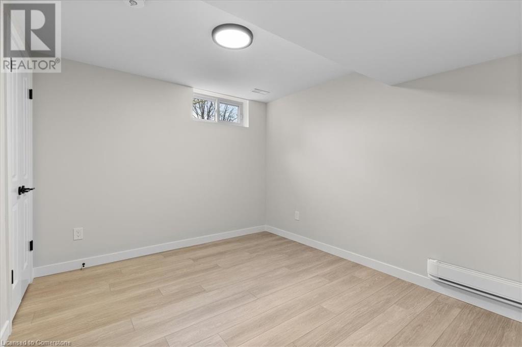 2 Pipers Green Court Unit# 2, Kitchener, Ontario  N2E 3C6 - Photo 16 - 40685527