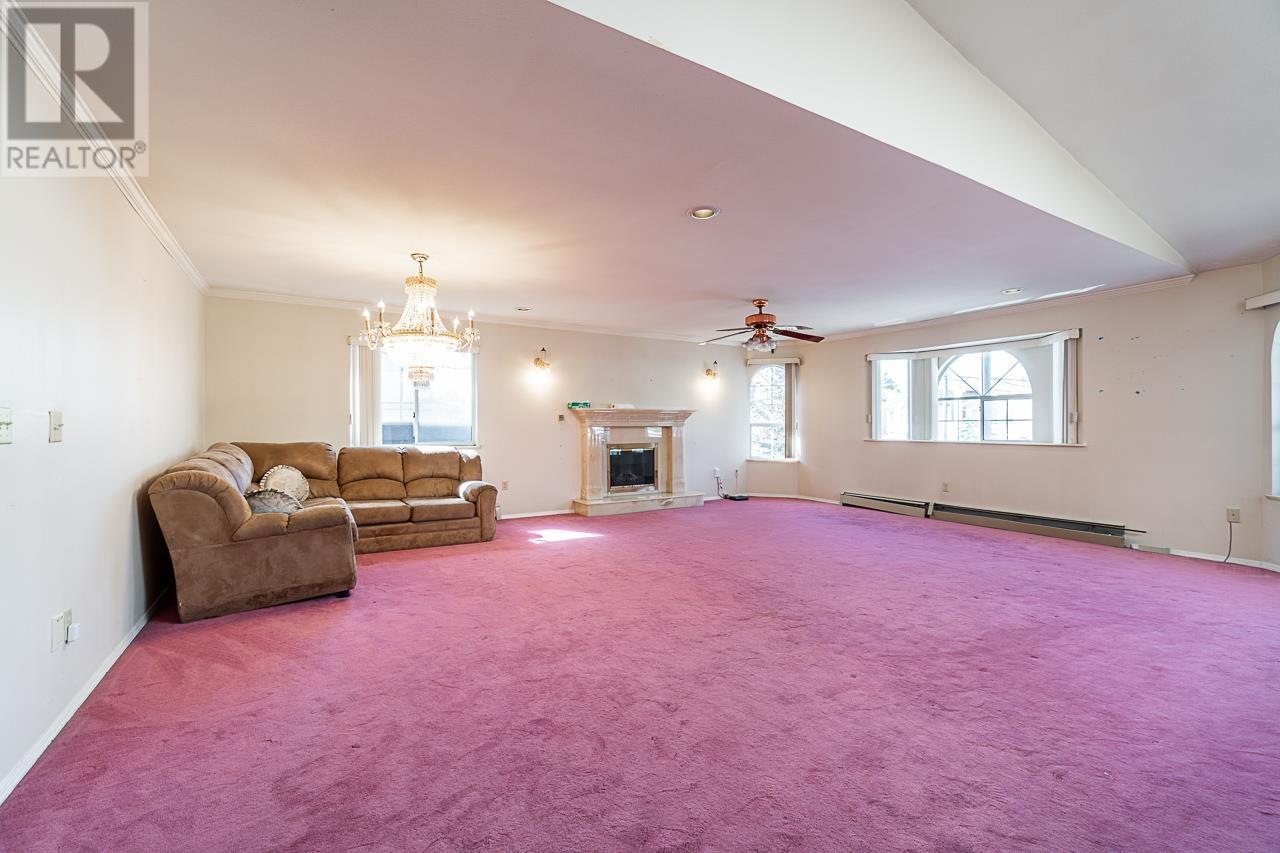 7370 12 Avenue, Burnaby, British Columbia  V3N 2J9 - Photo 4 - R2951181