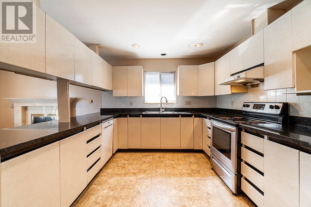 7370 12 Avenue, Burnaby, British Columbia  V3N 2J9 - Photo 7 - R2951181