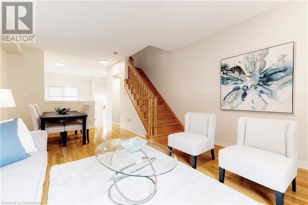 682 Summers Common, Burlington, Ontario  L7L 1A1 - Photo 8 - 40685209