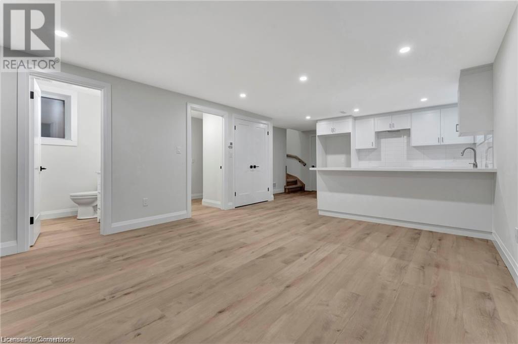 10 Blain Avenue Unit# Lower, Cambridge, Ontario  N1R 1B6 - Photo 10 - 40686093