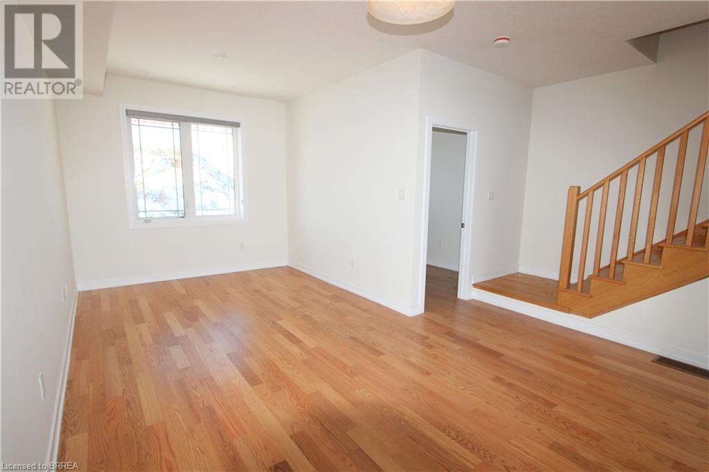 25 Baskett Street, Brantford, Ontario  N3T 0V7 - Photo 10 - 40686090