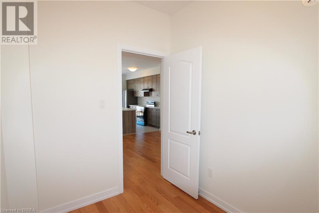 25 Baskett Street, Brantford, Ontario  N3T 0V7 - Photo 14 - 40686090