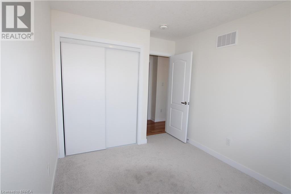 25 Baskett Street, Brantford, Ontario  N3T 0V7 - Photo 23 - 40686090