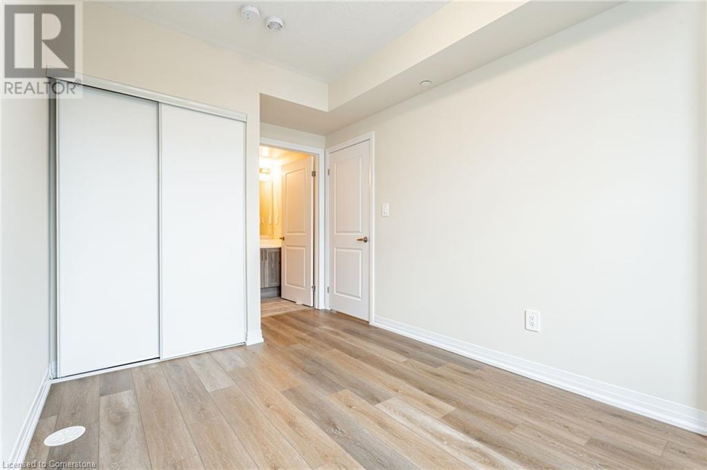 1577 Rose Way Unit# 123, Milton, Ontario  L9E 1N4 - Photo 14 - 40686056