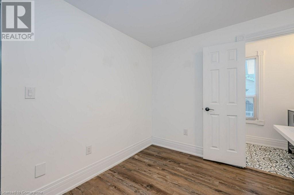 574 Clark Avenue, Burlington, Ontario  L7S 1N8 - Photo 12 - 40684960