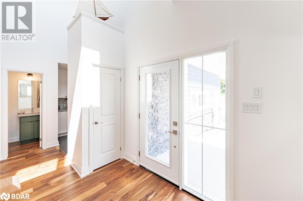 38 Magazine Street, Penetanguishene, Ontario  L9M 0W7 - Photo 7 - 40681529