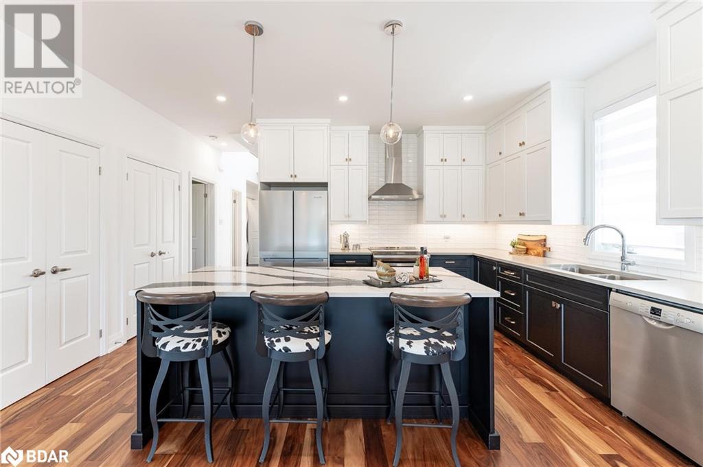 38 Magazine Street, Penetanguishene, Ontario  L9M 0W7 - Photo 11 - 40681529