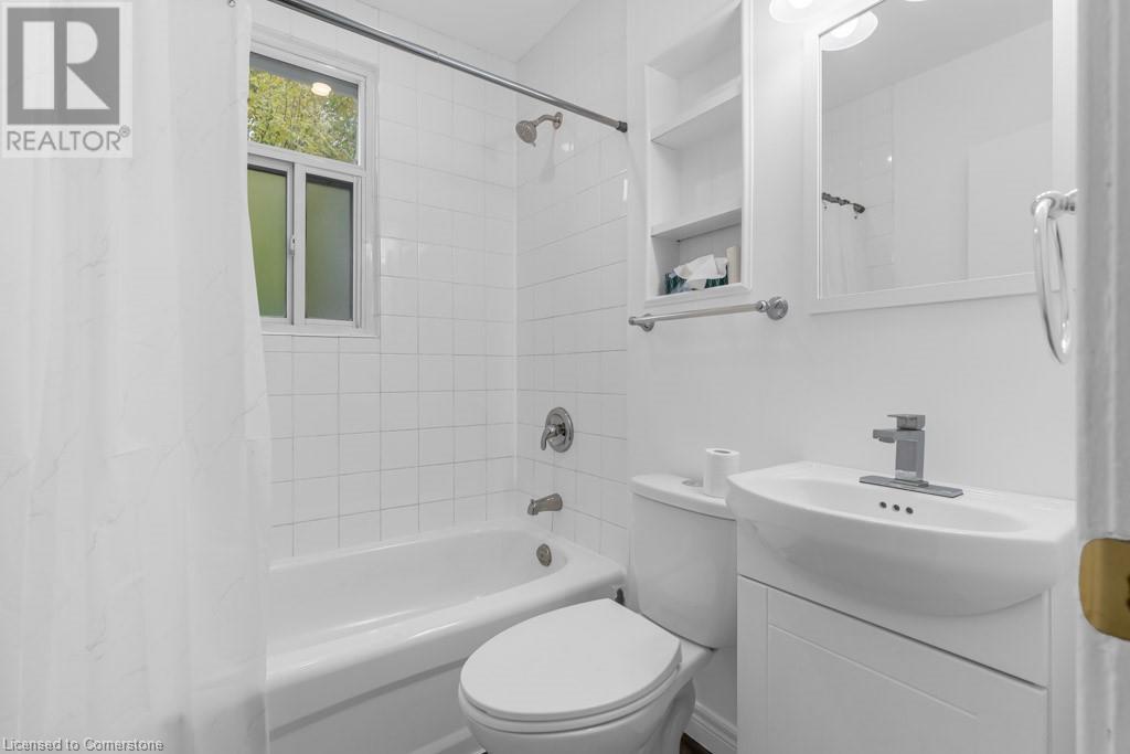 34 Sumach Street, Hamilton, Ontario  L8H 6P8 - Photo 8 - 40675785