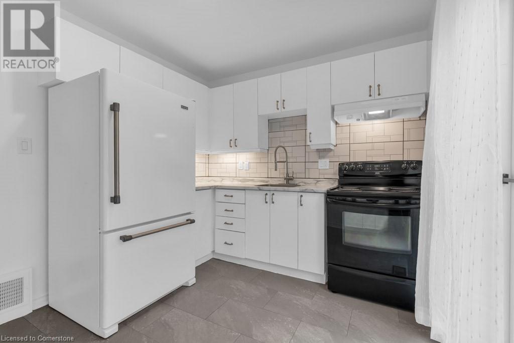 34 Sumach Street, Hamilton, Ontario  L8H 6P8 - Photo 6 - 40675785