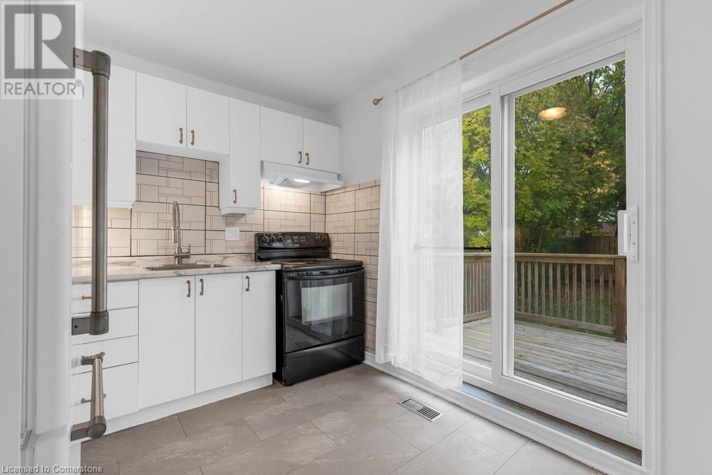 34 Sumach Street, Hamilton, Ontario  L8H 6P8 - Photo 7 - 40675785