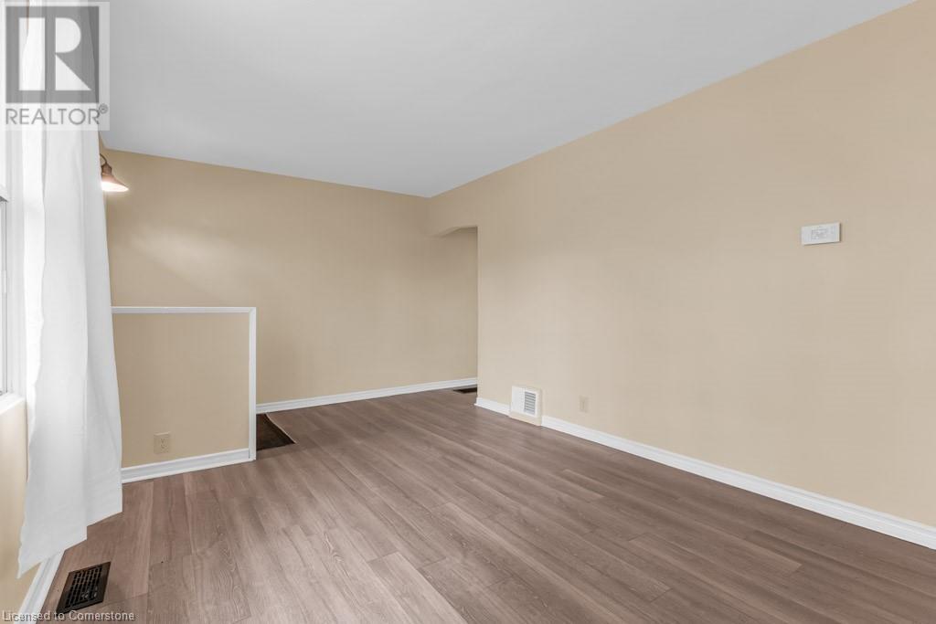 34 Sumach Street, Hamilton, Ontario  L8H 6P8 - Photo 5 - 40675785