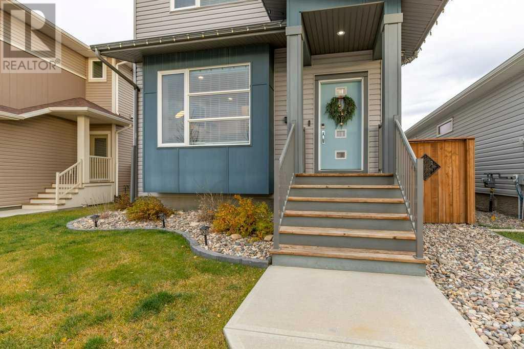 306 Crocus Terrace W, Lethbridge, Alberta  T1J 5J8 - Photo 1 - A2181930