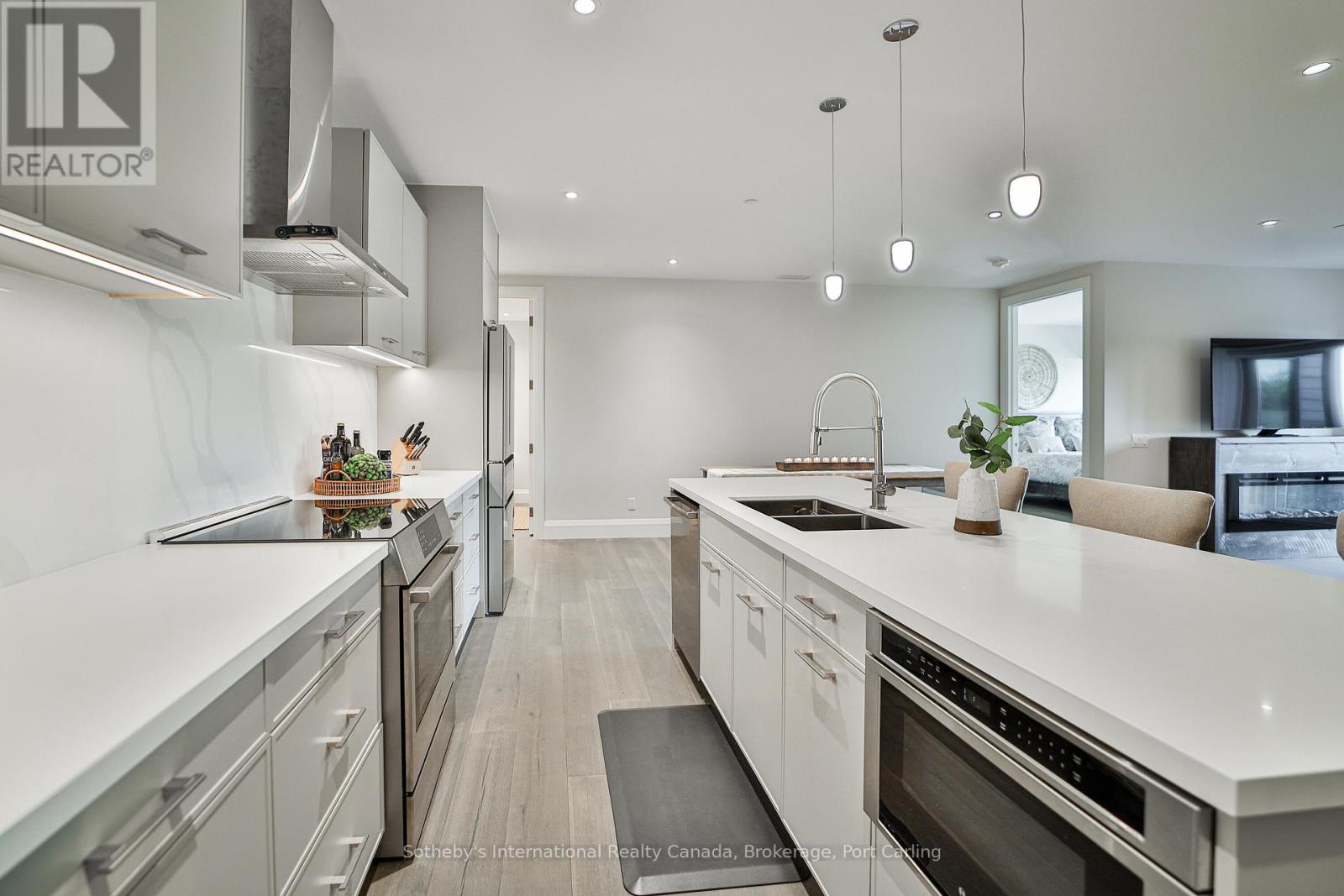 002 - 727 Grandview Drive, Huntsville, Ontario  P1H 2J5 - Photo 9 - X10439344