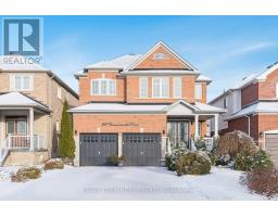 22 COMMONWEALTH ROAD, Barrie, Ontario