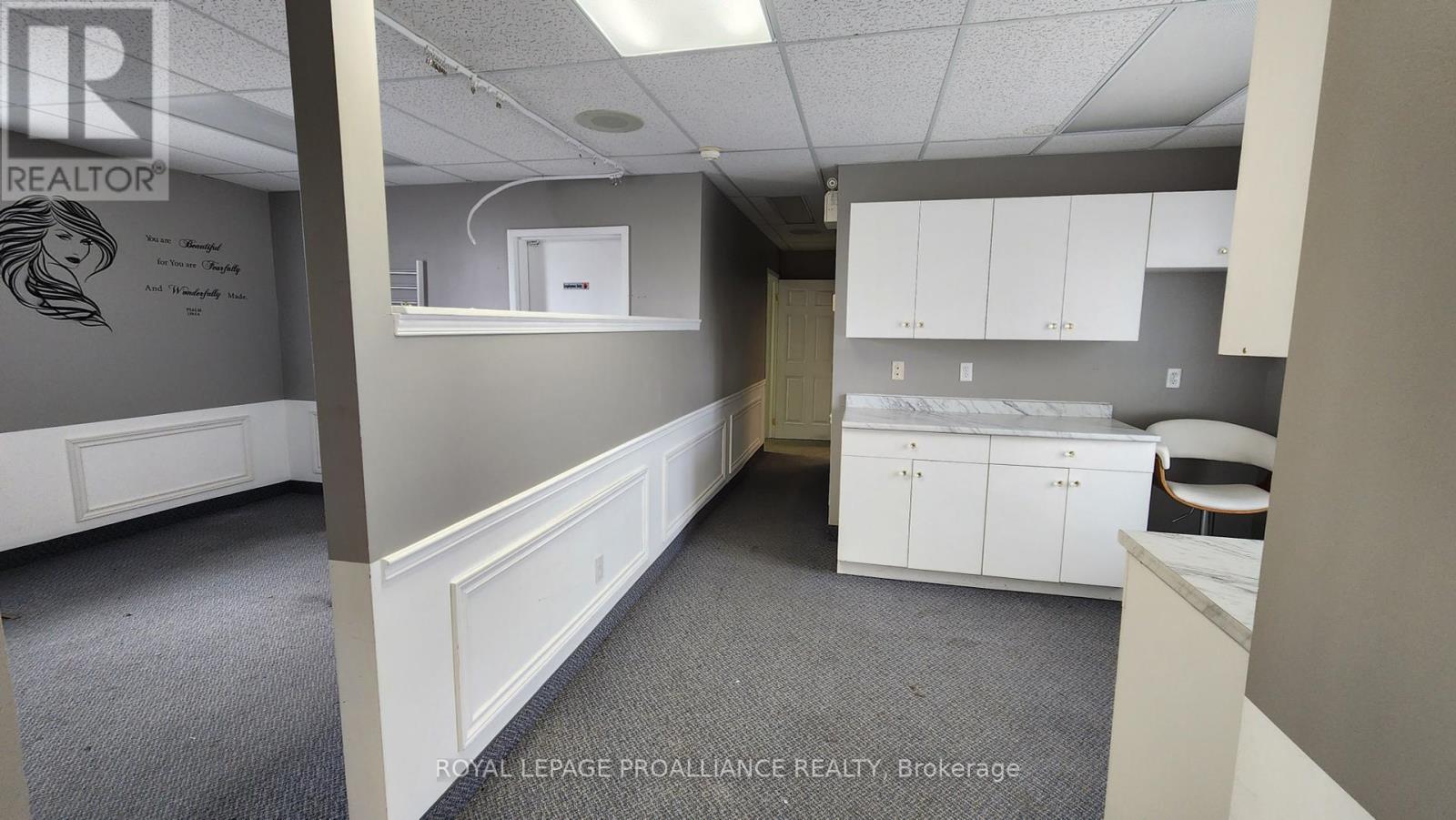 135 Dundas Street E, Belleville, Ontario  K8N 1C3 - Photo 4 - X11898046