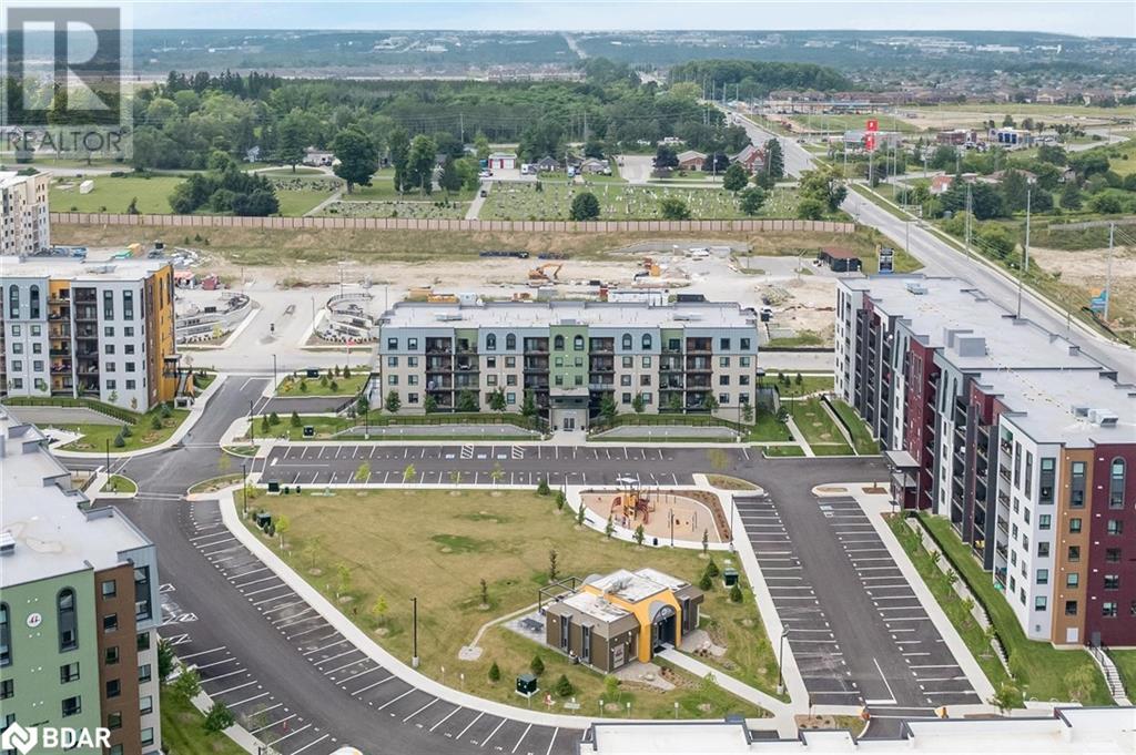 6 Spice Way Unit# 302, Barrie, Ontario  L9J 0J9 - Photo 3 - 40682712