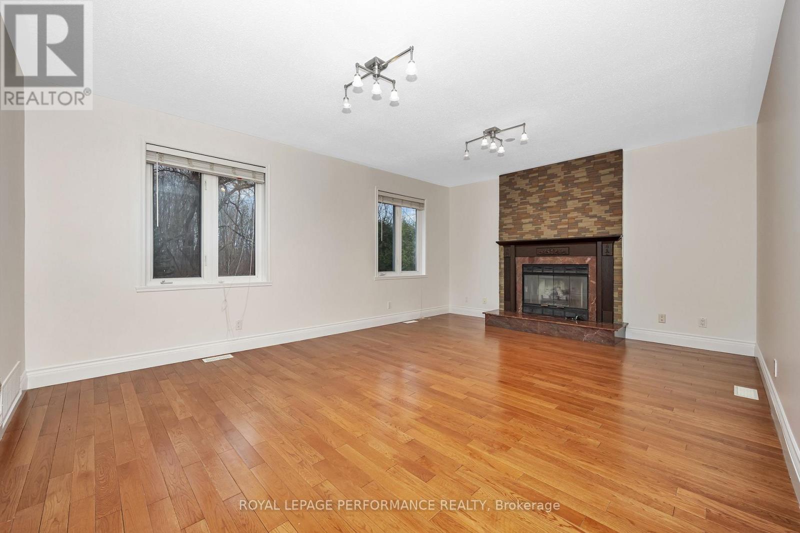 1141 Meadow Lane Road, Ottawa, Ontario  K4C 1C3 - Photo 10 - X11824332