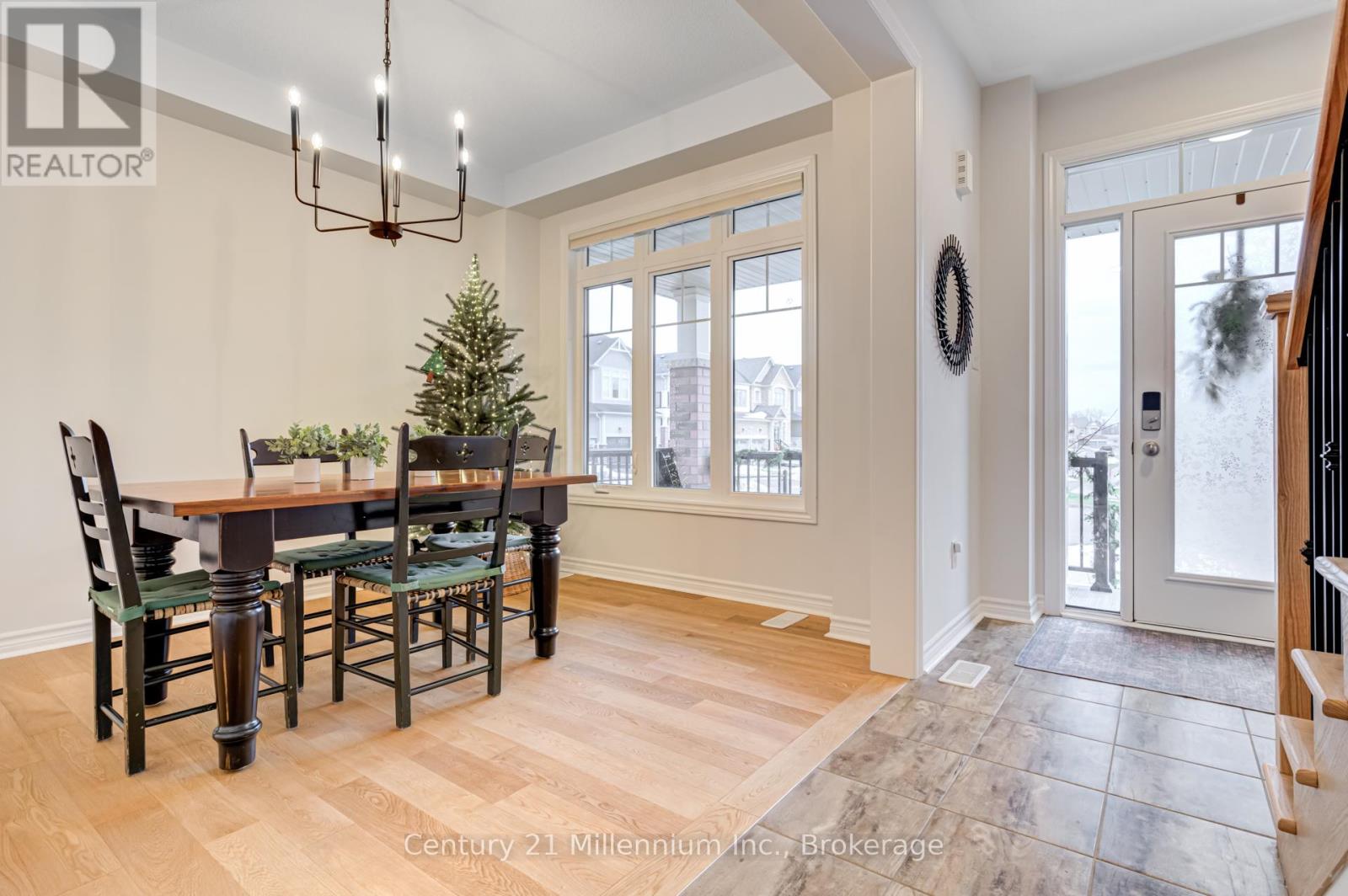 22 Kirby Avenue, Collingwood, Ontario  L9Y 3W8 - Photo 3 - S11897984