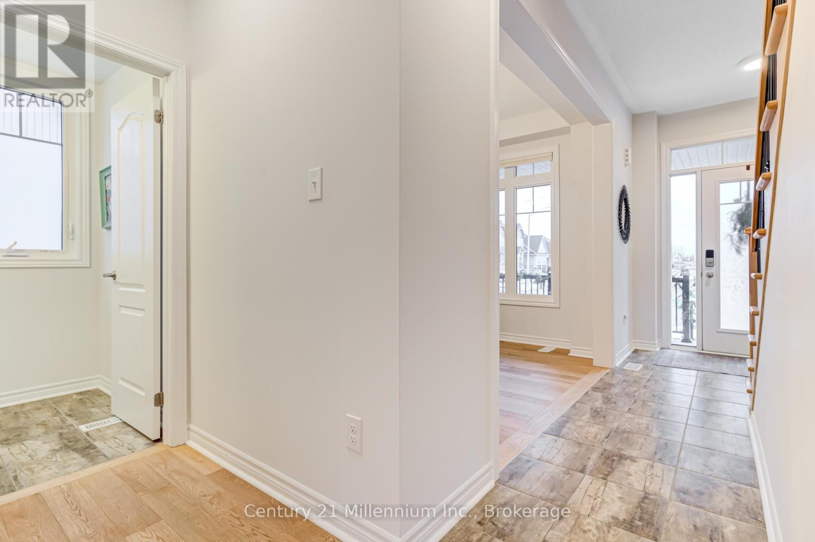 22 Kirby Avenue, Collingwood, Ontario  L9Y 3W8 - Photo 5 - S11897984