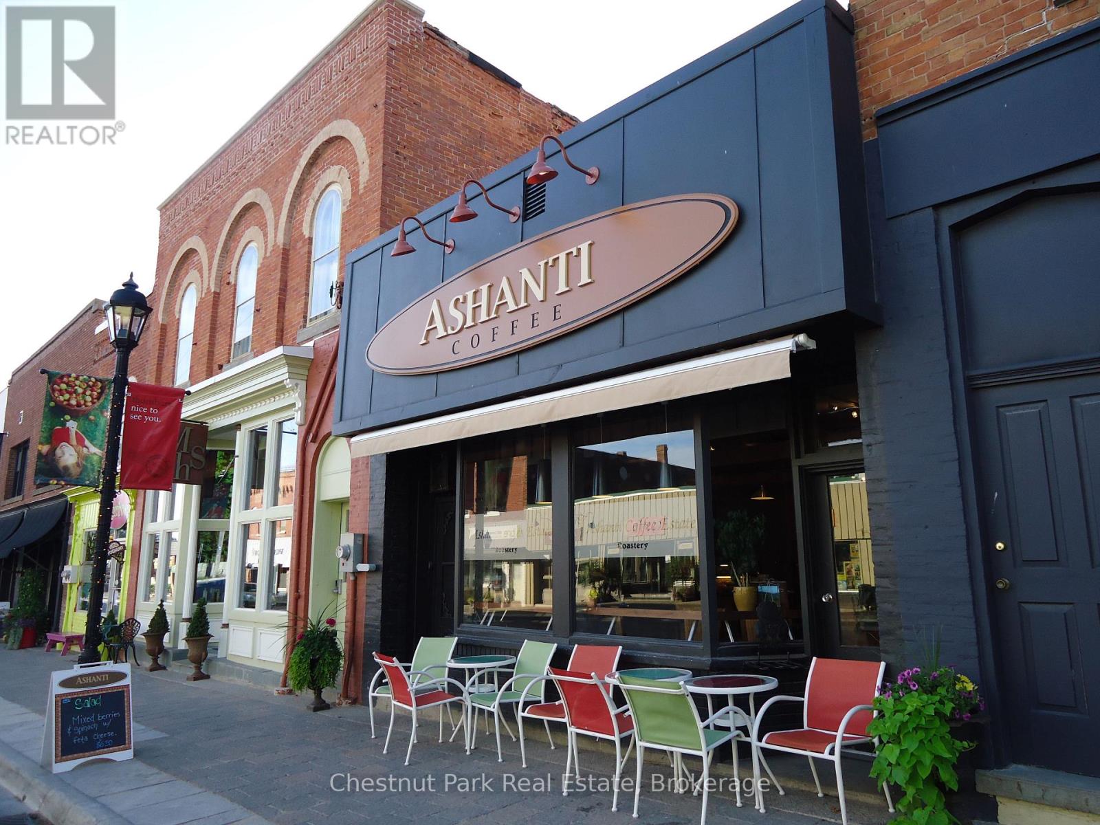 39 BRUCE STREET S, Blue Mountains, Ontario