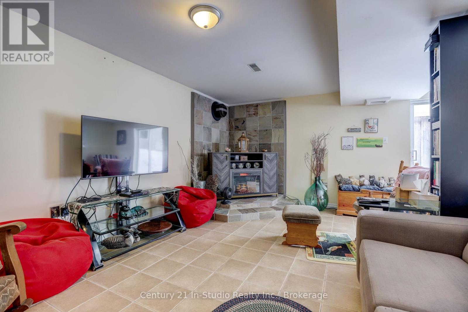 307403 Centre Line A E, Grey Highlands, Ontario  N0C 1L0 - Photo 33 - X11898080