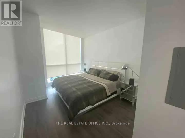 3802 - 219 Fort York Boulevard, Toronto, Ontario  M5V 1B1 - Photo 10 - C11898066
