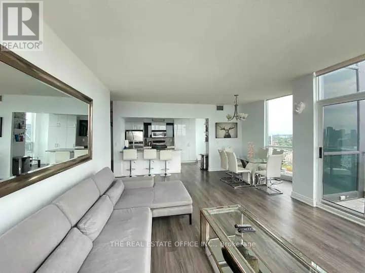 3802 - 219 Fort York Boulevard, Toronto, Ontario  M5V 1B1 - Photo 3 - C11898066