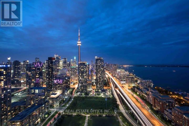 4001 - 21 Iceboat Terrace, Toronto, Ontario  M5V 4A9 - Photo 1 - C11898068
