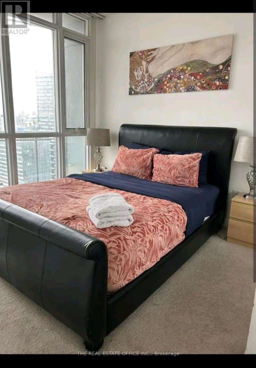 4001 - 21 Iceboat Terrace, Toronto, Ontario  M5V 4A9 - Photo 7 - C11898068