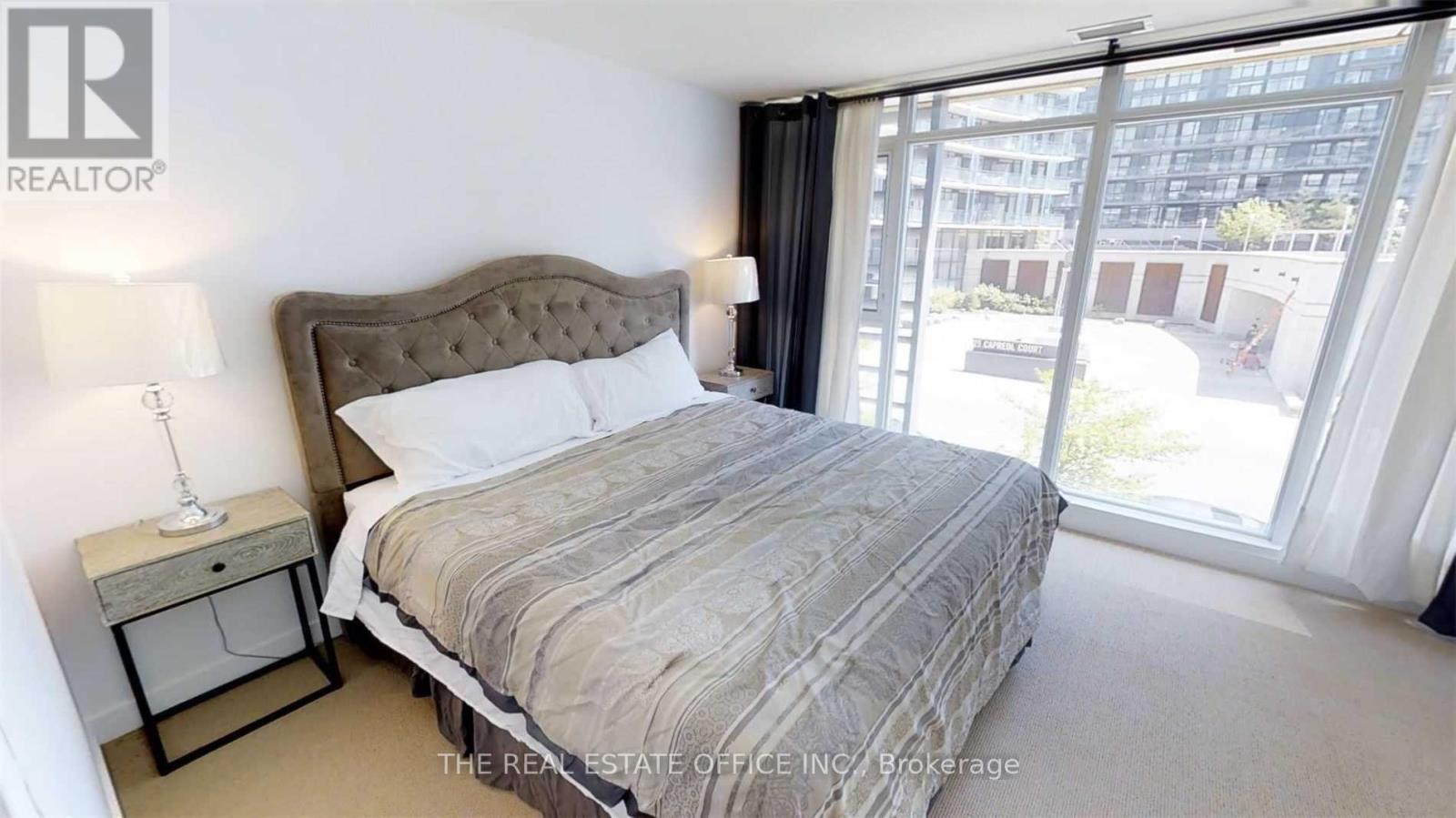 G21 - 16 Capreol Court, Toronto, Ontario  M5V 4A3 - Photo 21 - C11898071