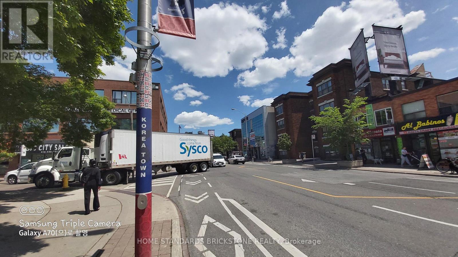 100 - 721 Bloor Street W, Toronto, Ontario  M6G 1L5 - Photo 12 - C11898170