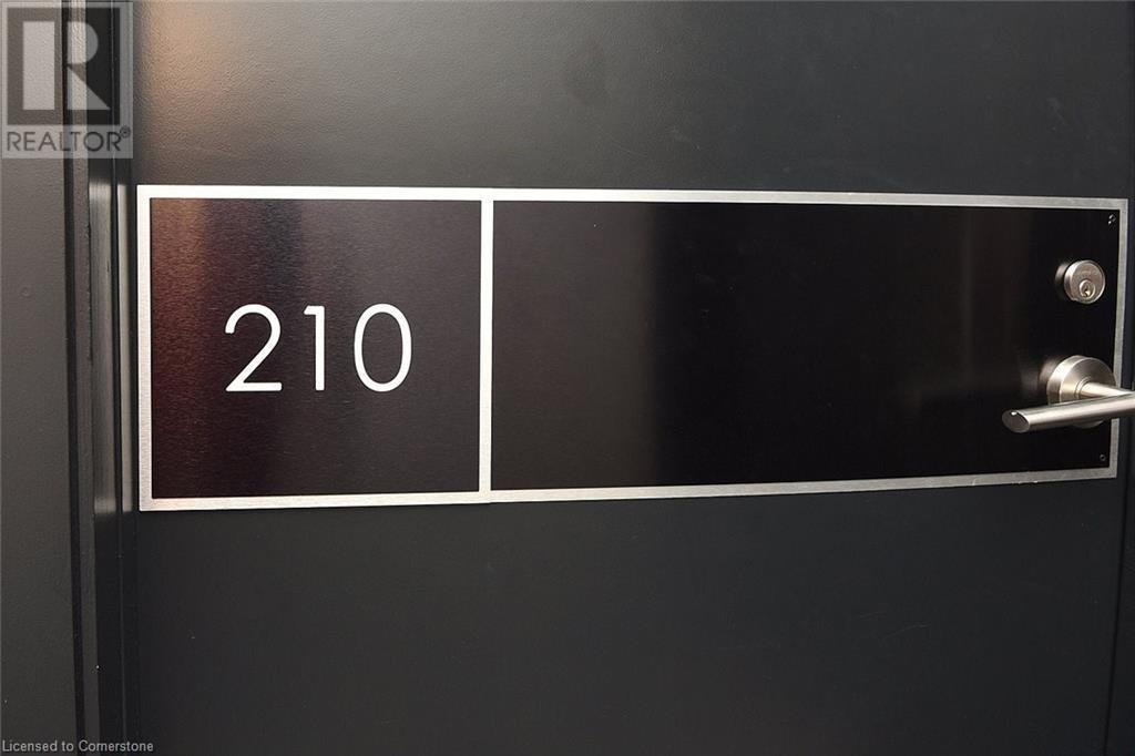 215 Fort York Boulevard Unit# 210, Toronto, Ontario  M5V 4A2 - Photo 22 - XH4205724