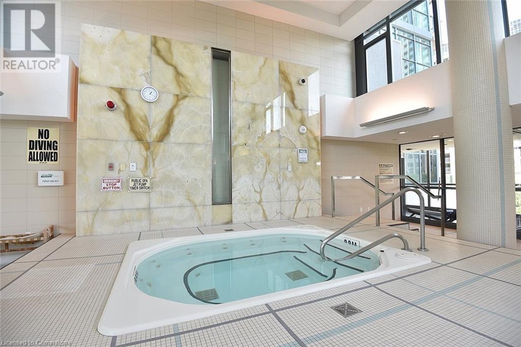 215 Fort York Boulevard Unit# 210, Toronto, Ontario  M5V 4A2 - Photo 32 - XH4205724