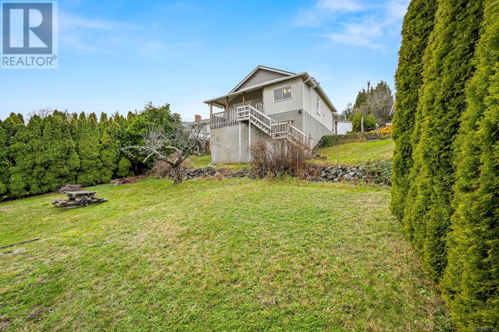 5642 Island Hwy S, Union Bay, British Columbia  V0R 3B0 - Photo 27 - 981721