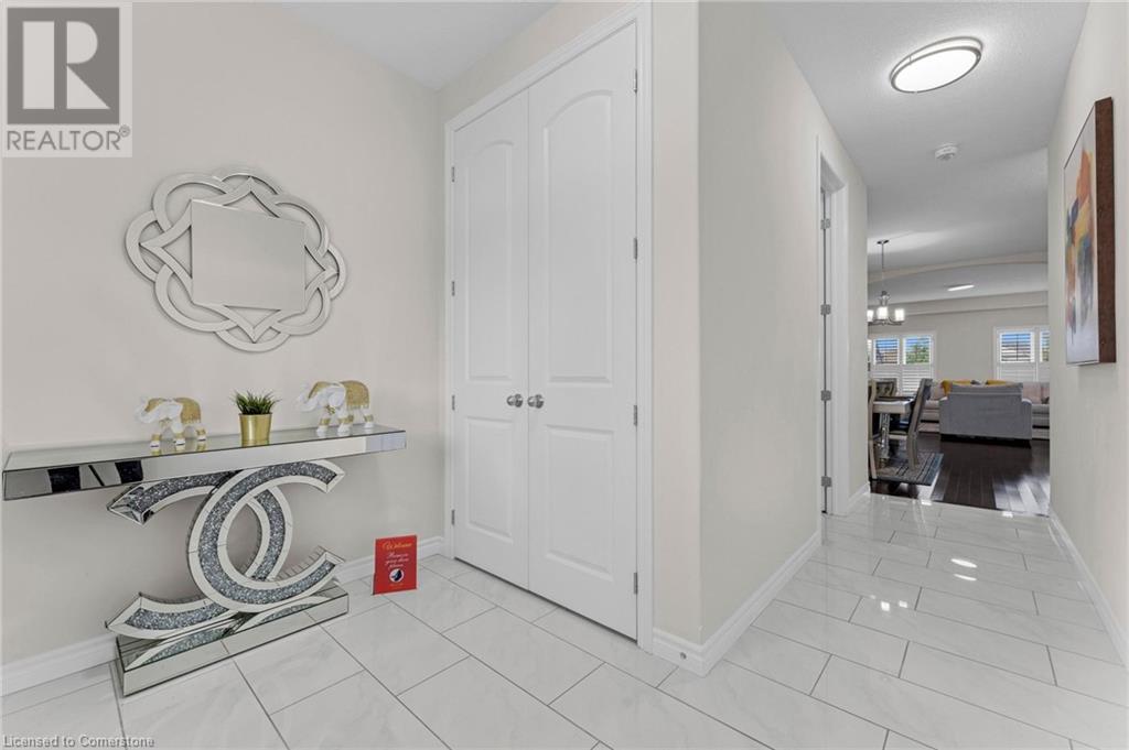 11 Netherwood RoadKitchener, Ontario  N2P 0B7 - Photo 3 - 40683544