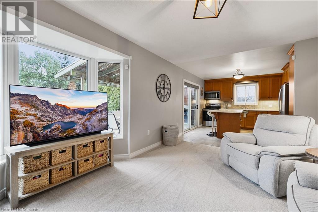 241 Bonaventure Drive, Hamilton, Ontario  L9C 4R1 - Photo 14 - 40685537