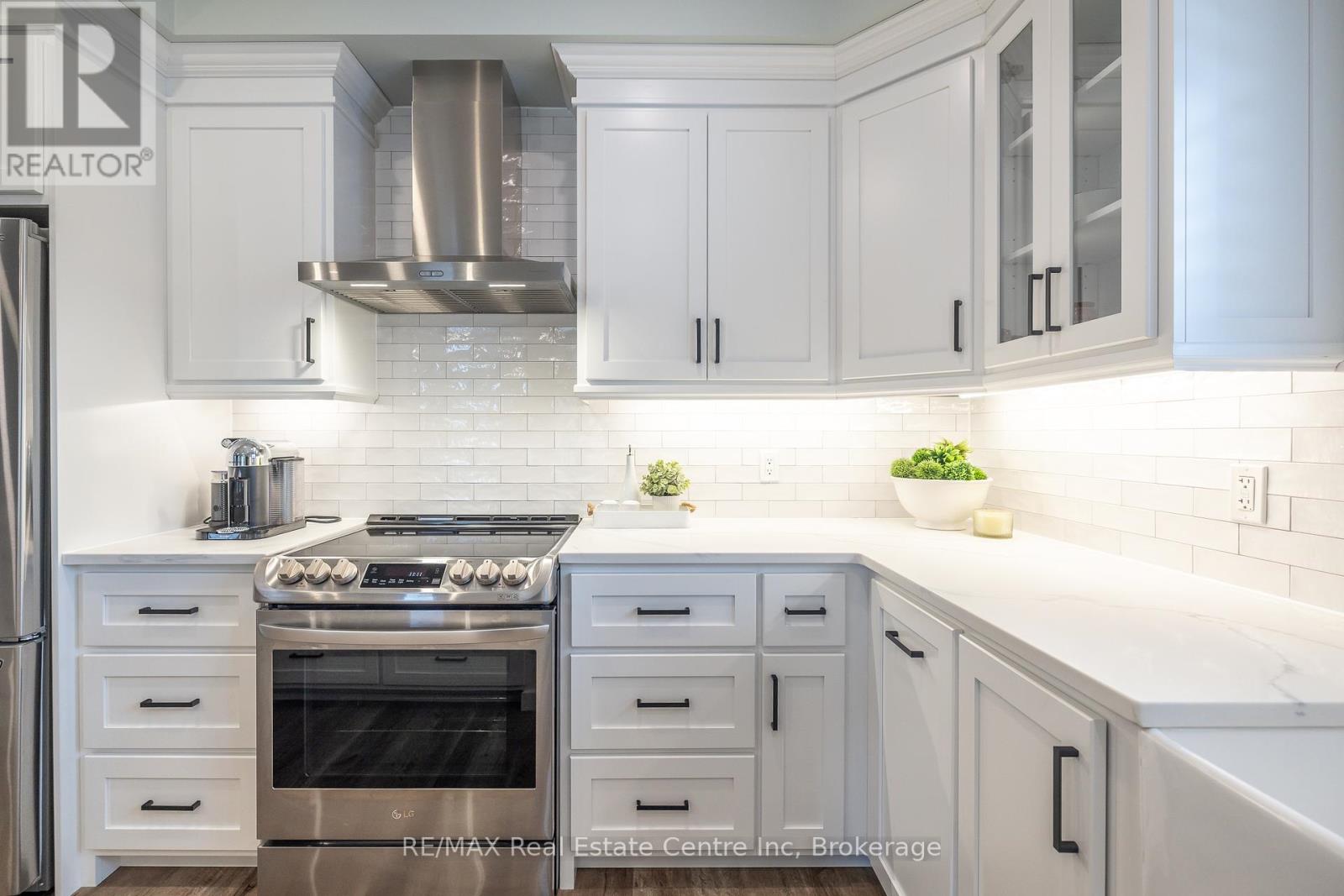 430 Keeso Lane, North Perth, Ontario  N2W 0J3 - Photo 22 - X11898253