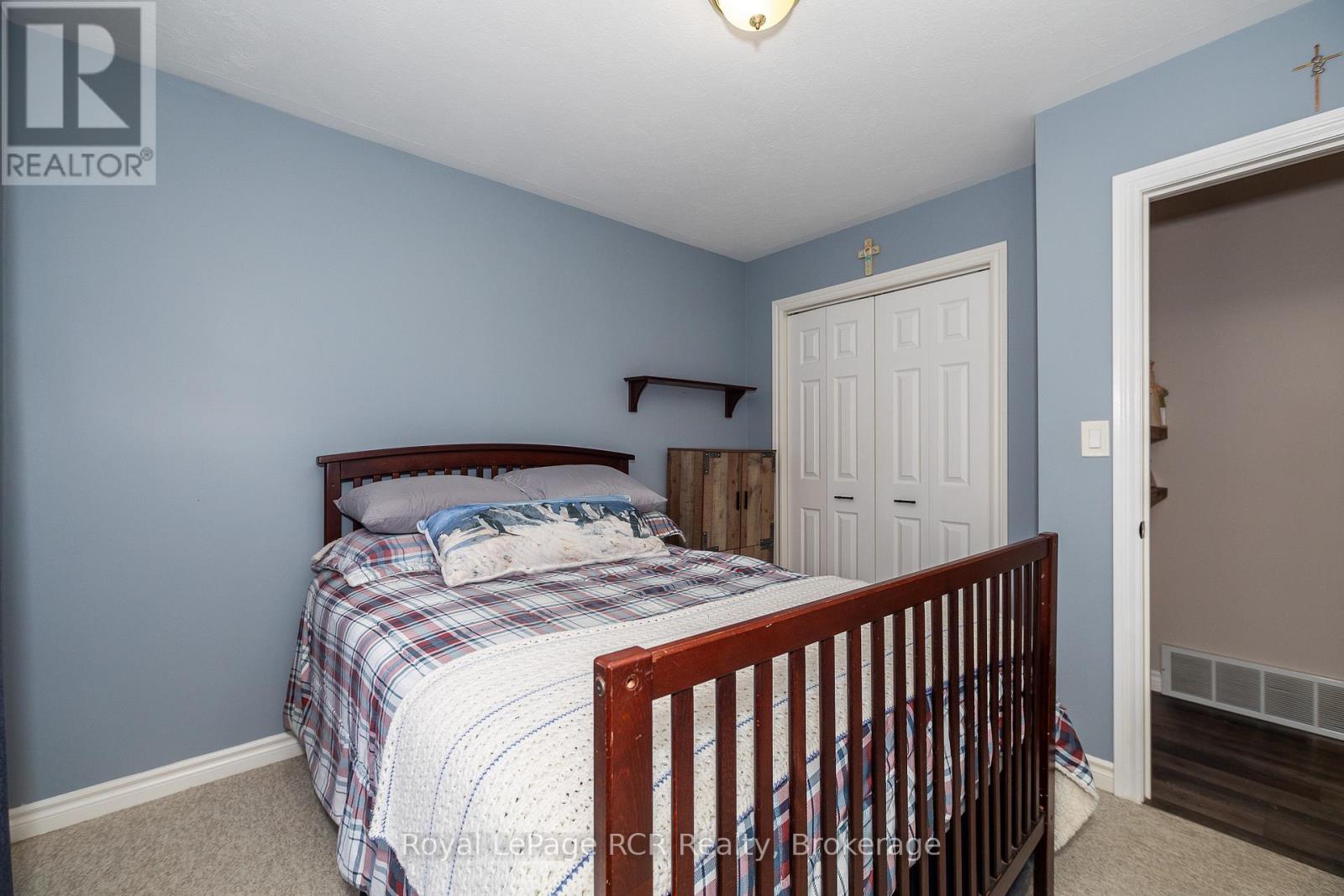 107 Mary Avenue, Georgian Bluffs, Ontario  N4K 5N5 - Photo 21 - X11822914