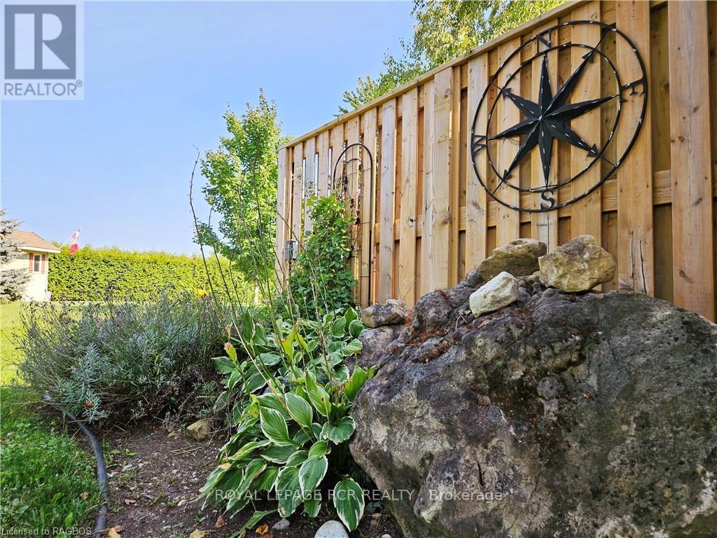 107 Mary Avenue, Georgian Bluffs, Ontario  N4K 5N5 - Photo 33 - X11822914