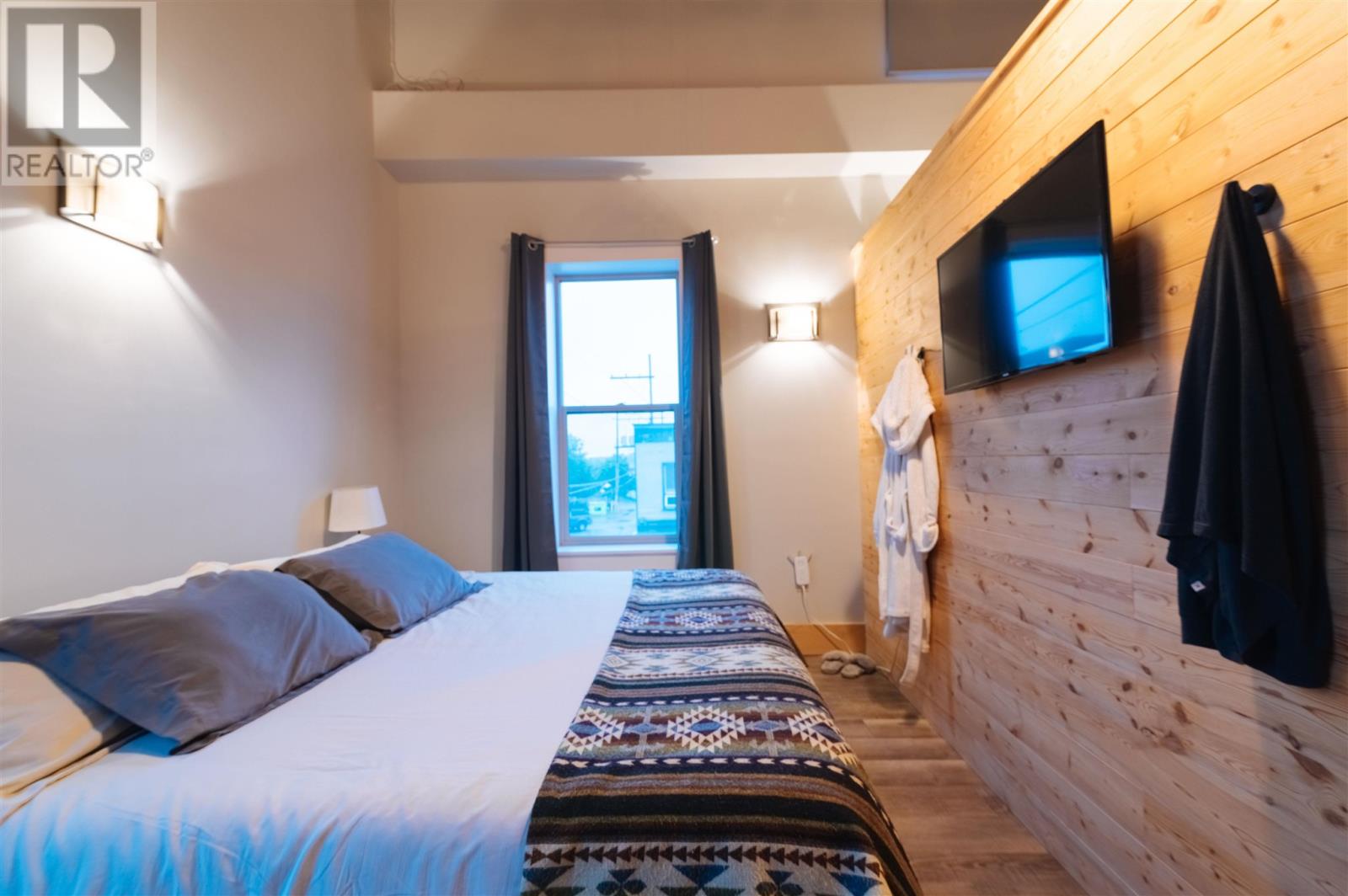 210 Second St S, Kenora, Ontario  P9N 1G2 - Photo 22 - TB240936