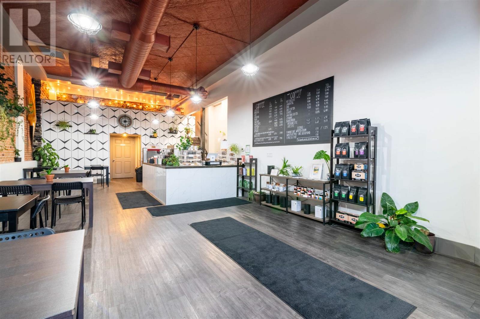 210 Second St S, Kenora, Ontario  P9N 1G2 - Photo 31 - TB240936