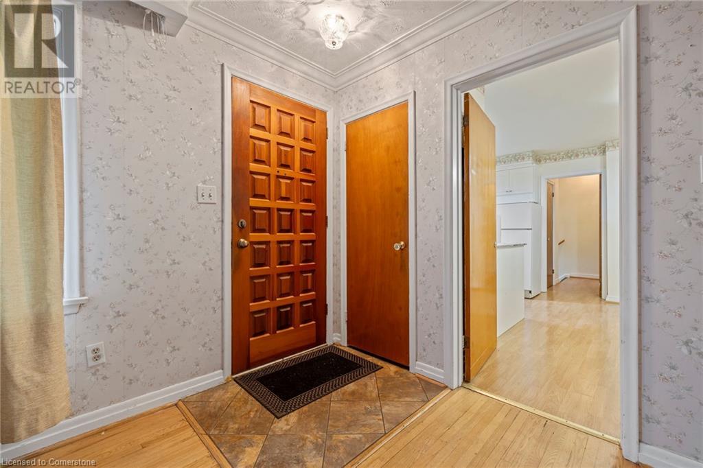 382 Tamarack Circle, Oakville, Ontario L6K 2M9 - Photo 4 - 40686132