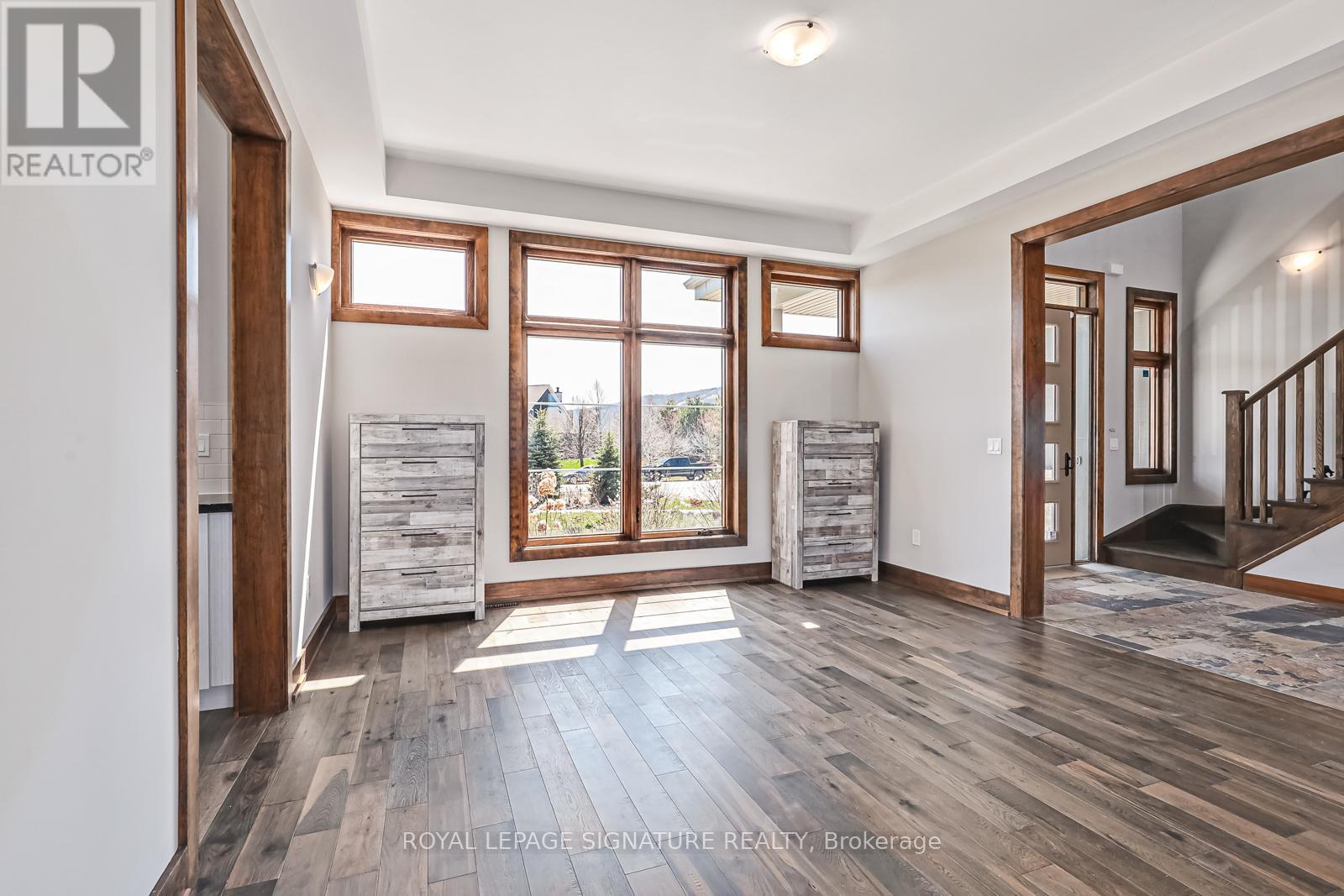 11 Windrose Valley Boulevard, Clearview, Ontario  L9Y 0K2 - Photo 13 - S11882528