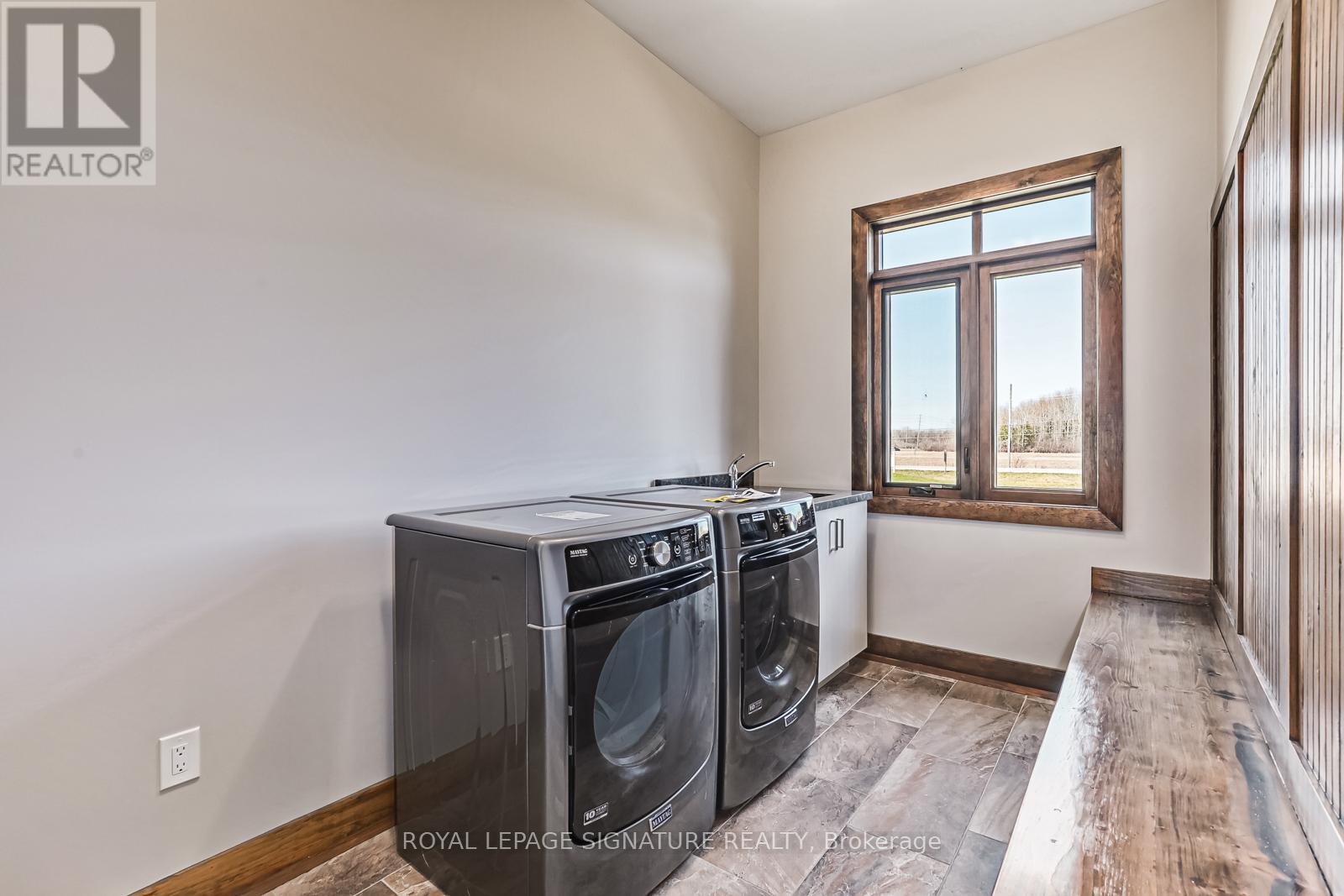 11 Windrose Valley Boulevard, Clearview, Ontario  L9Y 0K2 - Photo 24 - S11882528