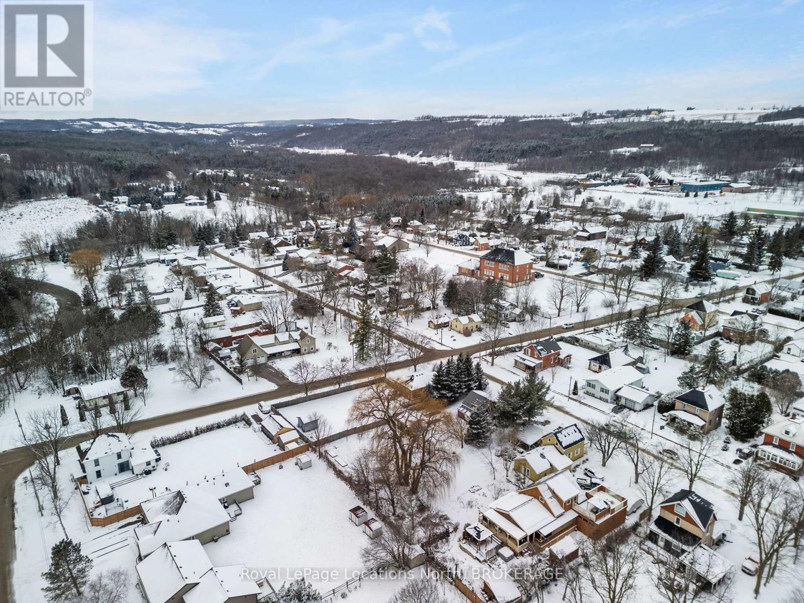 23 Elizabeth Street W, Clearview, Ontario  L0M 1G0 - Photo 40 - S11898294