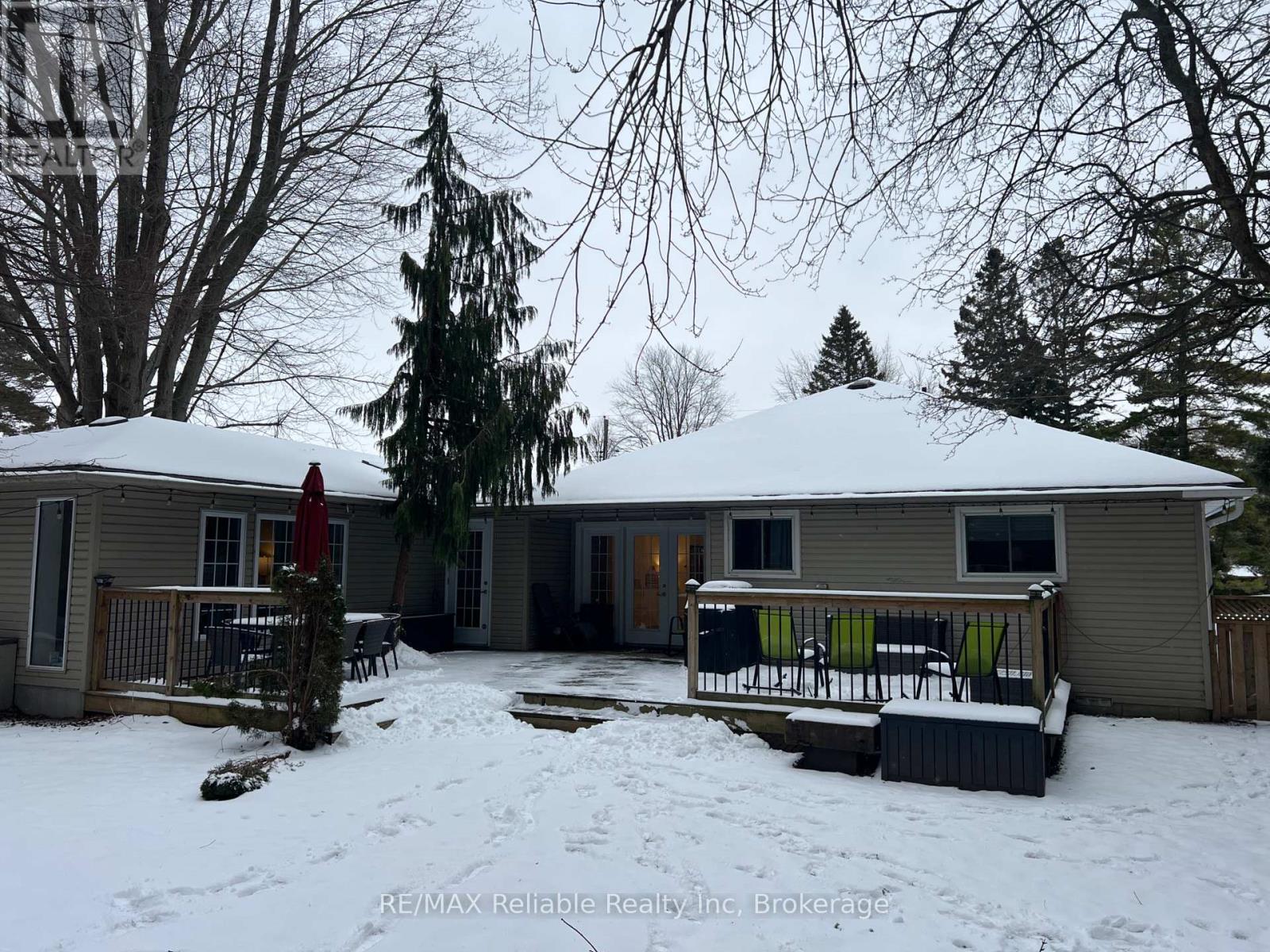 31 Glass Street, Bluewater, Ontario  N0M 1G0 - Photo 35 - X11898344