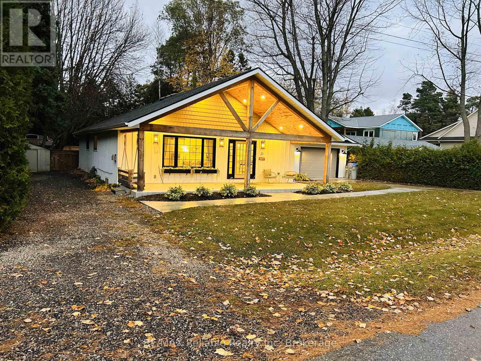 31 Glass Street, Bluewater, Ontario  N0M 1G0 - Photo 4 - X11898344